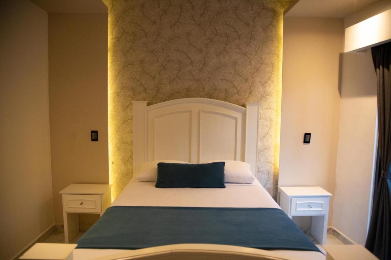 Hotel Boutique Monarca El Paraíso エクステリア 写真